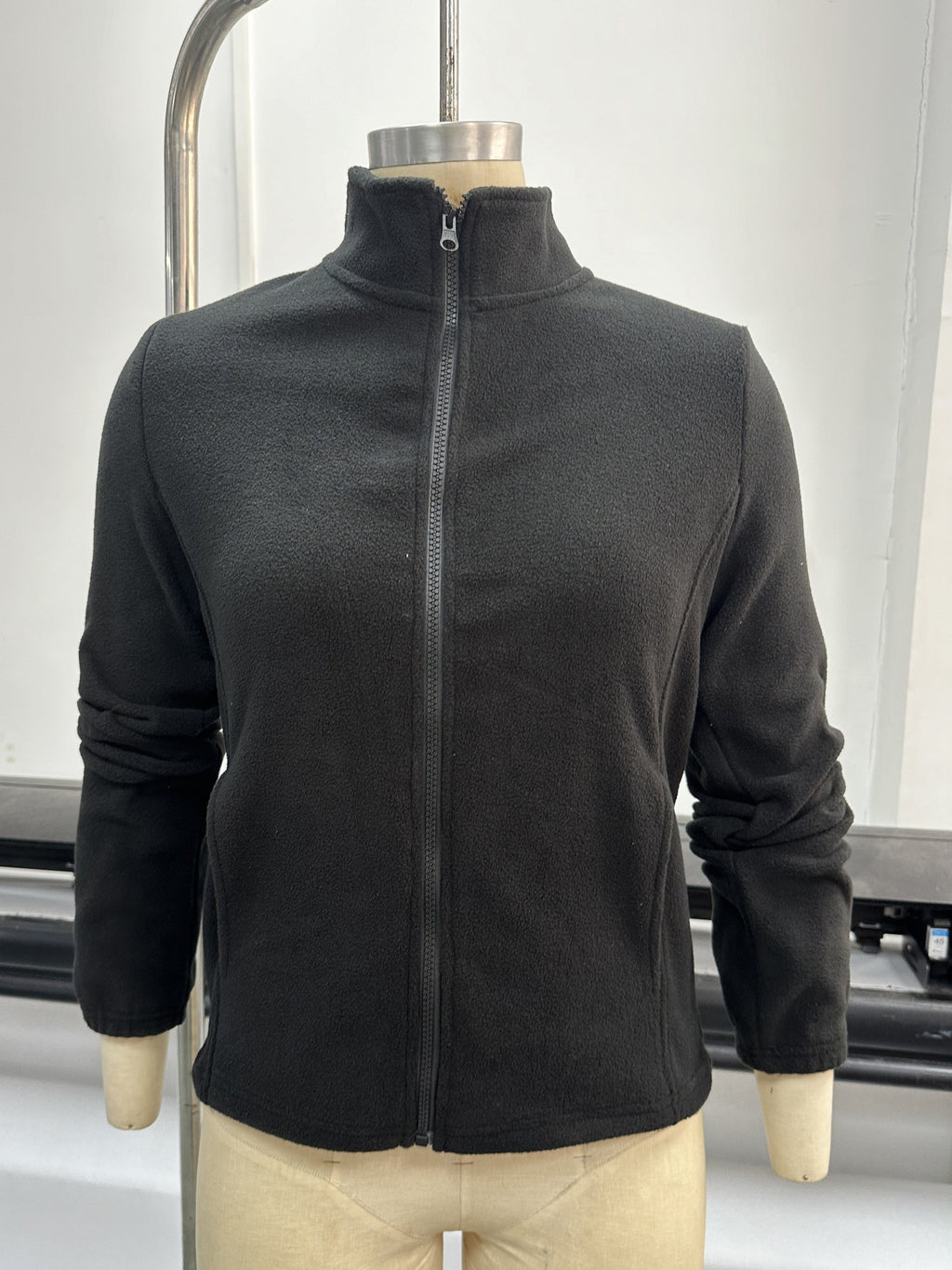 Esmee | Women's Solid Colour Plush-Lined Zip-Up Jacket with Pockets