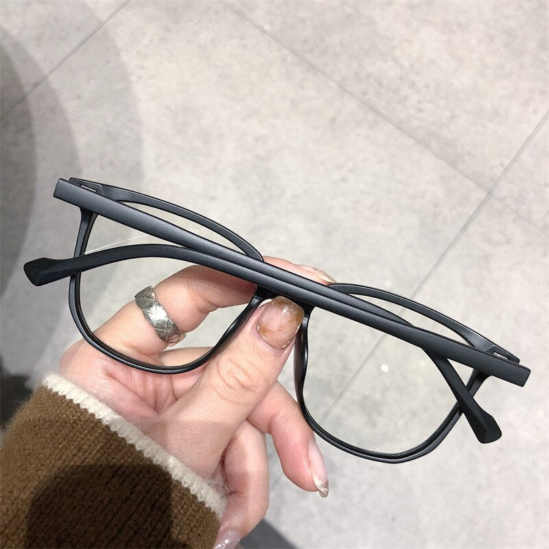 Women's Glasses with Blue Light Filter – Stylish and Functional