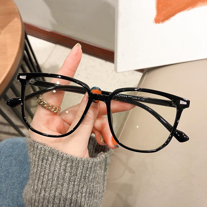 Women's Glasses with Blue Light Filter – Stylish and Functional